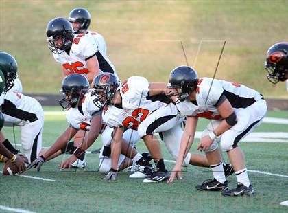 Thumbnail 3 in Gilmer Buckeyes vs Longview Lobos photogallery.