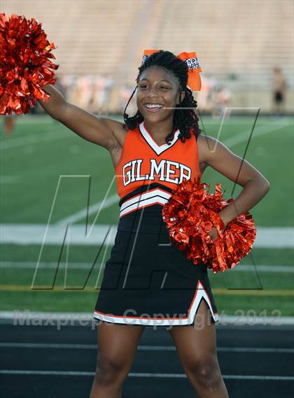 Thumbnail 2 in Gilmer Buckeyes vs Longview Lobos photogallery.