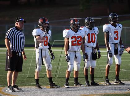 Thumbnail 3 in Gilmer Buckeyes vs Longview Lobos photogallery.