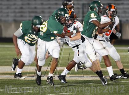 Thumbnail 1 in Gilmer Buckeyes vs Longview Lobos photogallery.