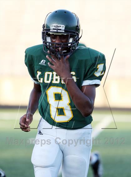 Thumbnail 1 in Gilmer Buckeyes vs Longview Lobos photogallery.