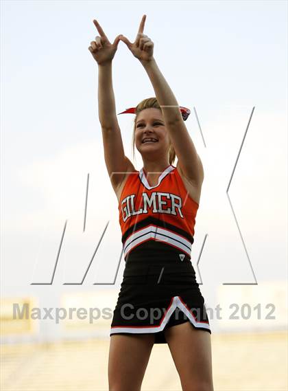 Thumbnail 2 in Gilmer Buckeyes vs Longview Lobos photogallery.