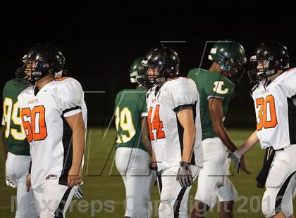 Thumbnail 3 in Gilmer Buckeyes vs Longview Lobos photogallery.