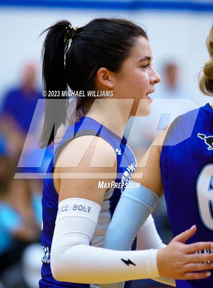 Thumbnail 1 in Clear Creek @ Friendswood photogallery.