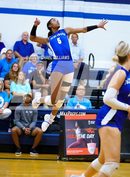 Thumbnail 2 in Clear Creek @ Friendswood photogallery.