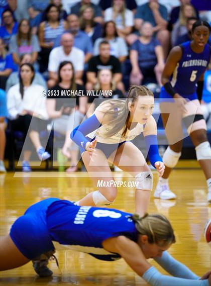 Thumbnail 2 in Clear Creek @ Friendswood photogallery.