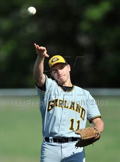 Thumbnail 2 in Garland @ Sachse photogallery.
