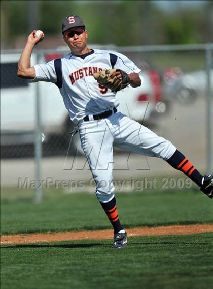 Thumbnail 1 in Garland @ Sachse photogallery.