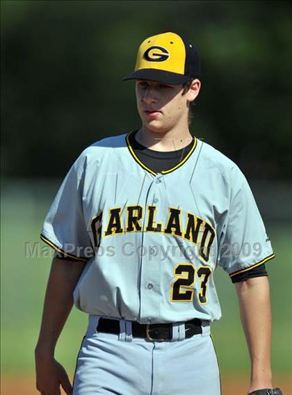 Thumbnail 1 in Garland @ Sachse photogallery.