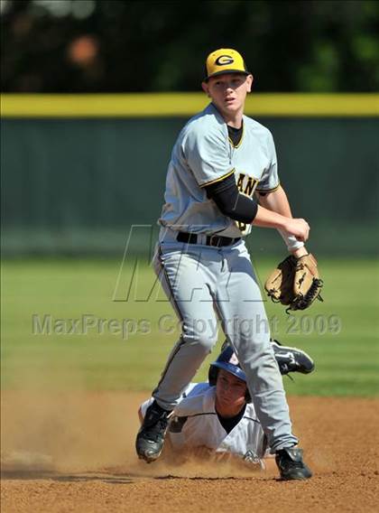 Thumbnail 3 in Garland @ Sachse photogallery.