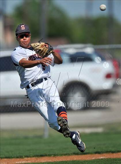 Thumbnail 2 in Garland @ Sachse photogallery.