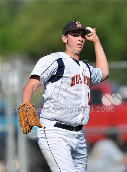 Thumbnail 3 in Garland @ Sachse photogallery.