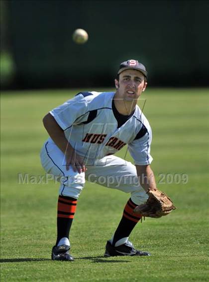 Thumbnail 3 in Garland @ Sachse photogallery.