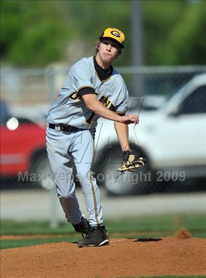 Thumbnail 2 in Garland @ Sachse photogallery.