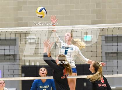 Thumbnail 2 in Branson @ Palos Verdes (CIF State D1 Final) photogallery.
