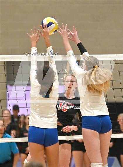 Thumbnail 3 in Branson @ Palos Verdes (CIF State D1 Final) photogallery.