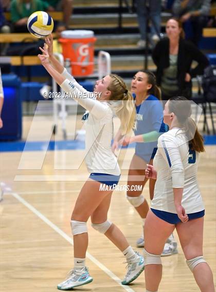 Thumbnail 3 in Branson @ Palos Verdes (CIF State D1 Final) photogallery.