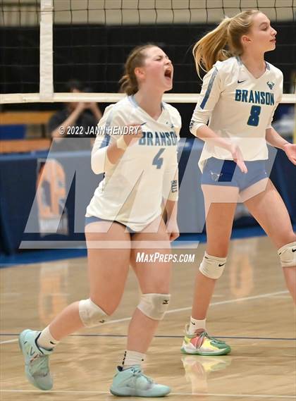Thumbnail 2 in Branson @ Palos Verdes (CIF State D1 Final) photogallery.