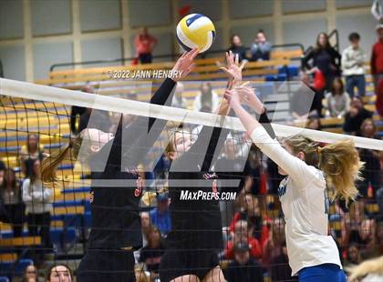 Thumbnail 3 in Branson @ Palos Verdes (CIF State D1 Final) photogallery.