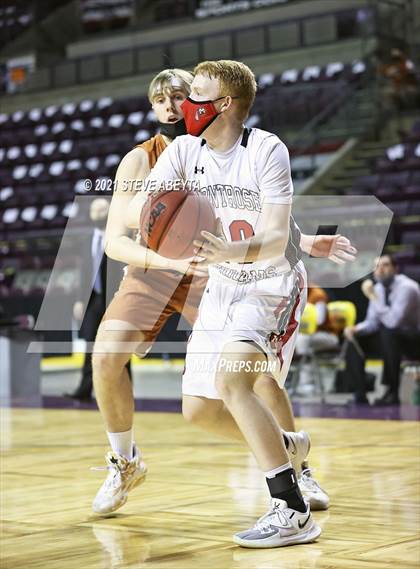 Thumbnail 1 in Mead v Montrose (CHSAA 4A Final) photogallery.