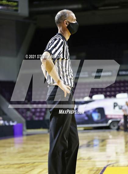 Thumbnail 1 in Mead v Montrose (CHSAA 4A Final) photogallery.