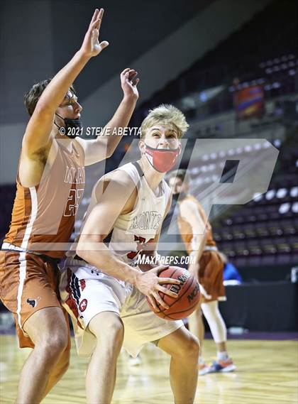 Thumbnail 1 in Mead v Montrose (CHSAA 4A Final) photogallery.
