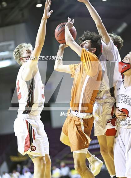 Thumbnail 2 in Mead v Montrose (CHSAA 4A Final) photogallery.