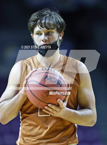 Thumbnail 1 in Mead v Montrose (CHSAA 4A Final) photogallery.