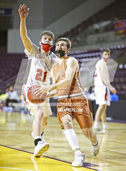 Thumbnail 3 in Mead v Montrose (CHSAA 4A Final) photogallery.