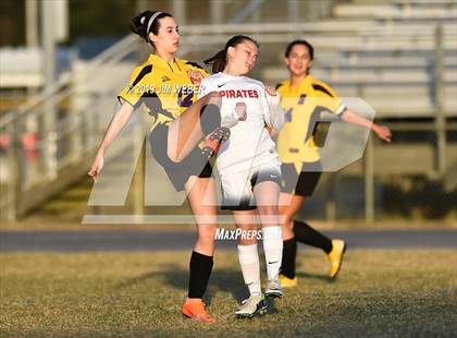 Thumbnail 1 in Pasco @ Hernando (FHSAA 3A Final) photogallery.