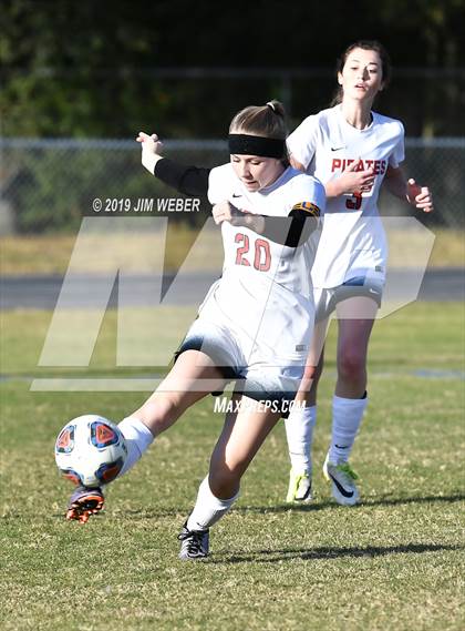 Thumbnail 2 in Pasco @ Hernando (FHSAA 3A Final) photogallery.