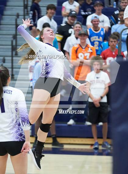 Thumbnail 3 in Arvada West @ Dakota Ridge photogallery.