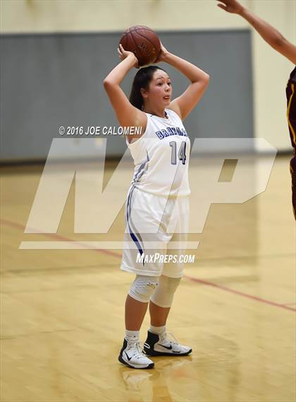 Thumbnail 1 in MacArthur [Douglas] vs Highlands photogallery.