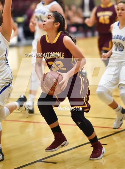 Thumbnail 3 in MacArthur [Douglas] vs Highlands photogallery.
