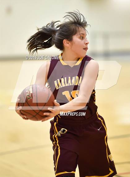 Thumbnail 1 in MacArthur [Douglas] vs Highlands photogallery.