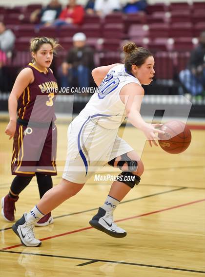 Thumbnail 3 in MacArthur [Douglas] vs Highlands photogallery.