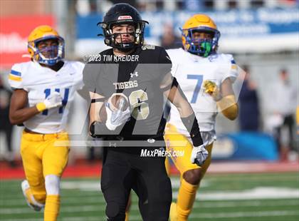 Thumbnail 2 in Westinghouse vs. Southern Columbia Area (PIAA 2A Final) photogallery.