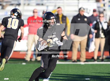Thumbnail 2 in Westinghouse vs. Southern Columbia Area (PIAA 2A Final) photogallery.
