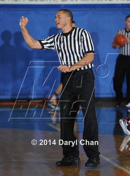 Thumbnail 2 in Alhambra vs Gabrielino (San Marino Tournament) photogallery.