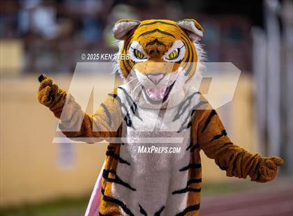 Thumbnail 2 in St. Charles Catholic @ Terrebonne photogallery.