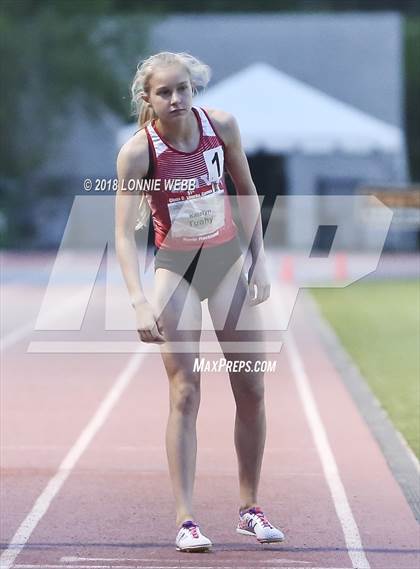 Thumbnail 1 in 51st Annual Loucks Games (Women's 3200 Meter Run) photogallery.