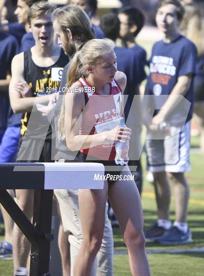 Thumbnail 2 in 51st Annual Loucks Games (Women's 3200 Meter Run) photogallery.