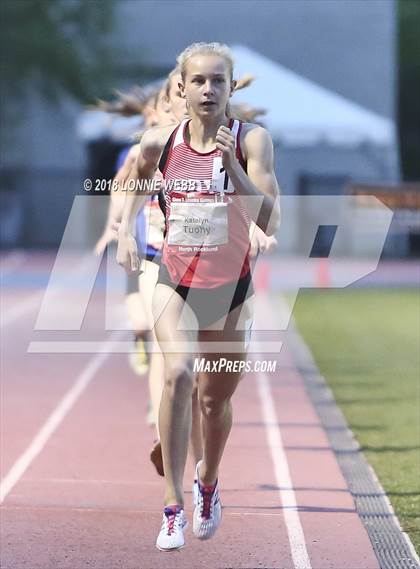 Thumbnail 2 in 51st Annual Loucks Games (Women's 3200 Meter Run) photogallery.