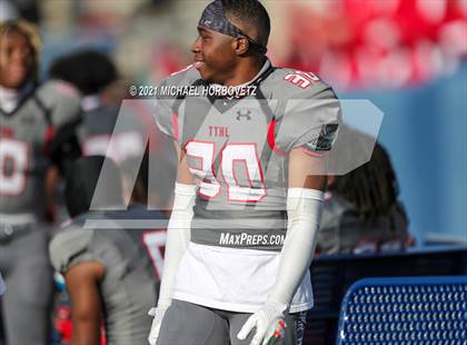 Thumbnail 3 in Guyer vs. Cedar Hill (UIL 6A Division 2 Semifinal) photogallery.