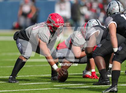 Thumbnail 1 in Guyer vs. Cedar Hill (UIL 6A Division 2 Semifinal) photogallery.