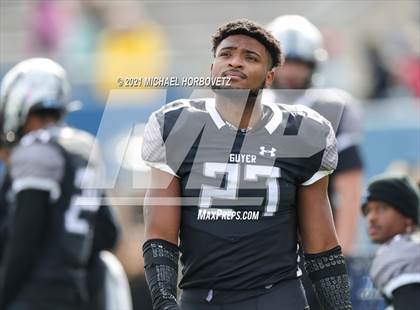 Thumbnail 1 in Guyer vs. Cedar Hill (UIL 6A Division 2 Semifinal) photogallery.