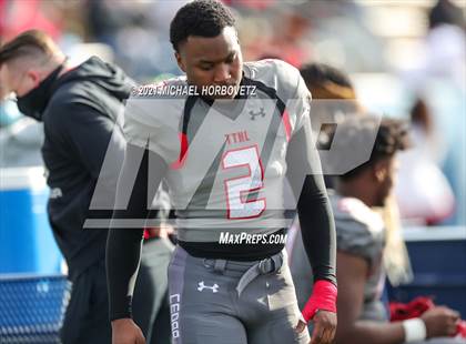 Thumbnail 1 in Guyer vs. Cedar Hill (UIL 6A Division 2 Semifinal) photogallery.