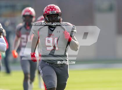 Thumbnail 3 in Guyer vs. Cedar Hill (UIL 6A Division 2 Semifinal) photogallery.