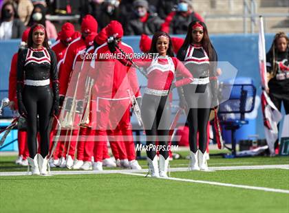 Thumbnail 2 in Guyer vs. Cedar Hill (UIL 6A Division 2 Semifinal) photogallery.
