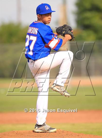 Thumbnail 1 in Los Altos vs. Northview photogallery.